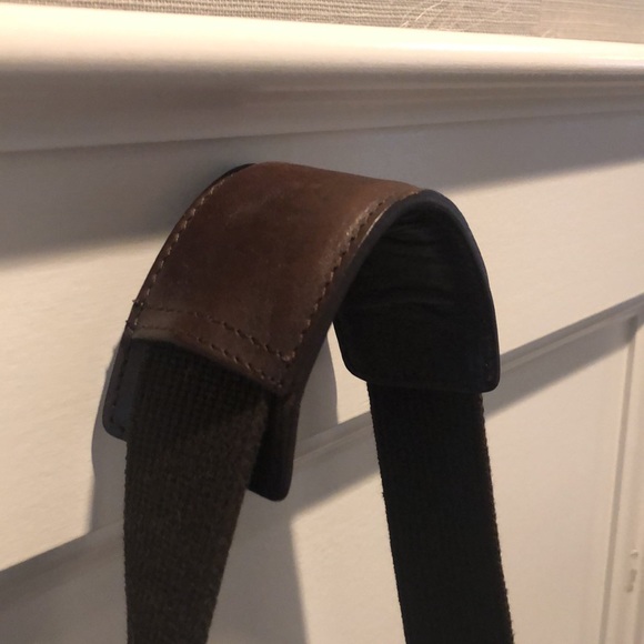 Banana Republic Suede + Leather Laptop/Briefcase/messenger Bag. For Men or Women - Picture 3 of 8